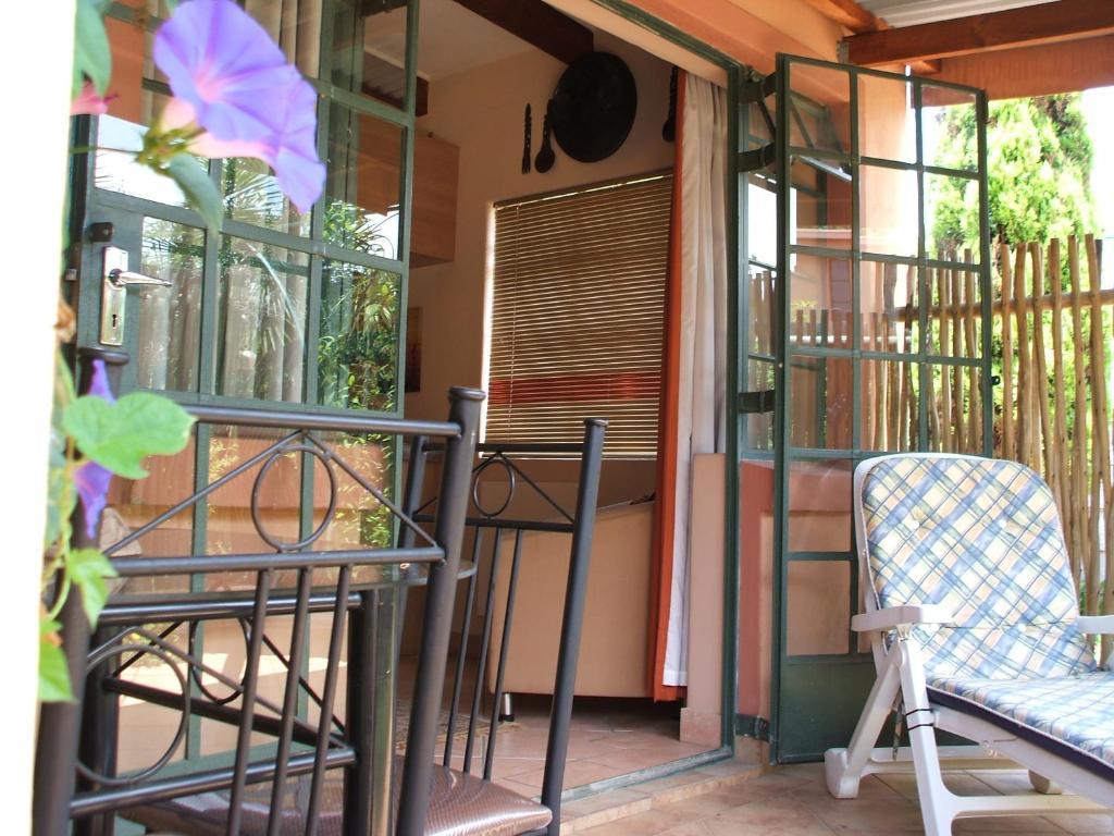 Cherry Tree Cottage B&B Linden Johannesburg Phòng bức ảnh