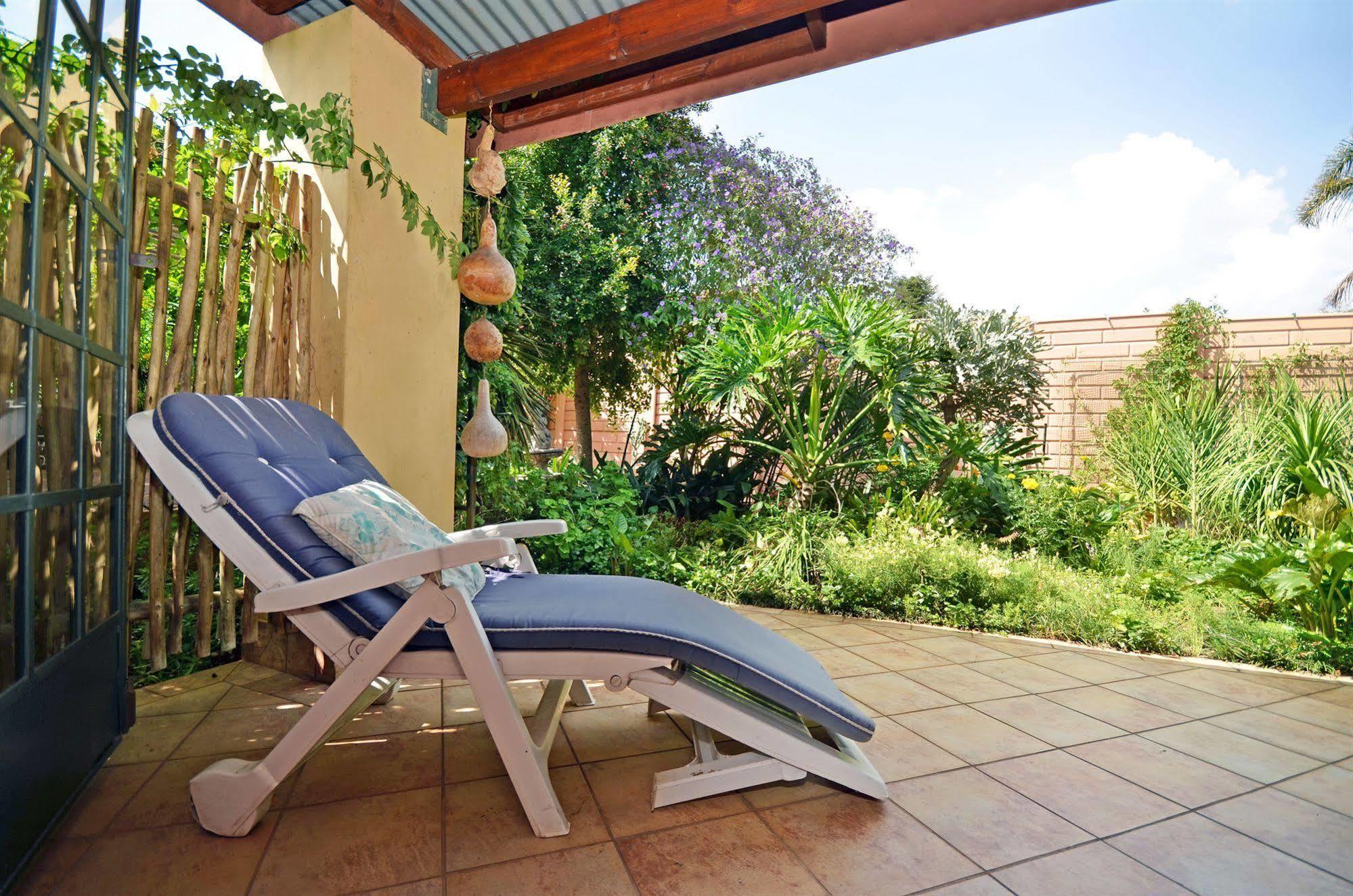 Cherry Tree Cottage B&B Linden Johannesburg Ngoại thất bức ảnh