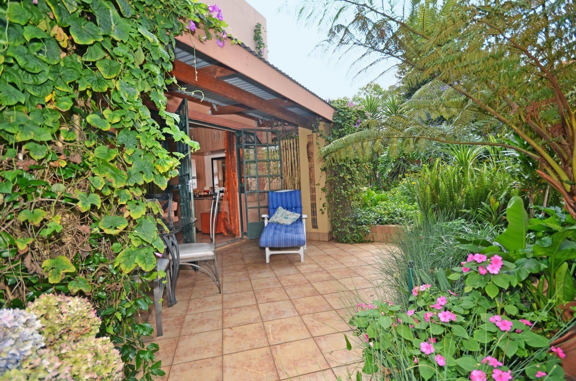 Cherry Tree Cottage B&B Linden Johannesburg Ngoại thất bức ảnh
